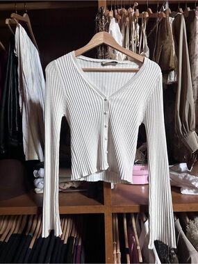 Ribbed V-Neck Button-Front Cardigan bell sleeve Top - white